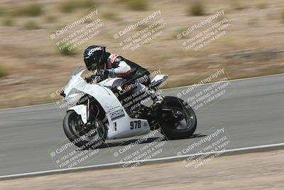 media/Apr-20-2025-AHRMA (Sun) [[393a79c373]]/Race/Group 3/Turn 4b/